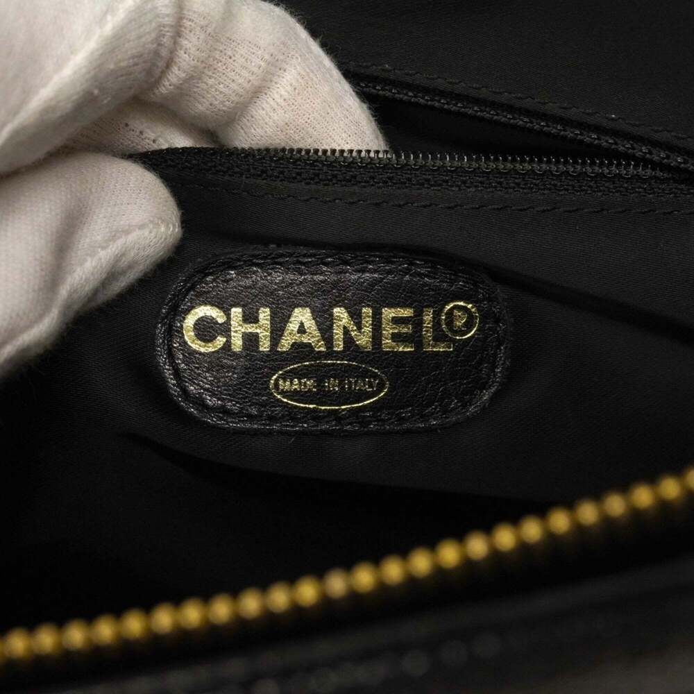 CHANEL Black Caviar Leather Tote Bag - Picture 5 of 12